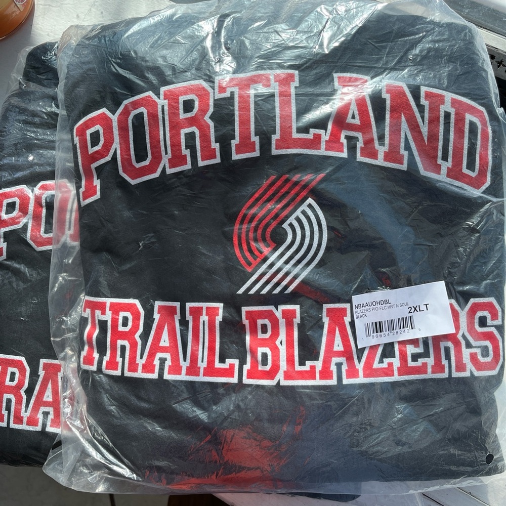 Portland Trail Blazers black & red cotton Hoodie